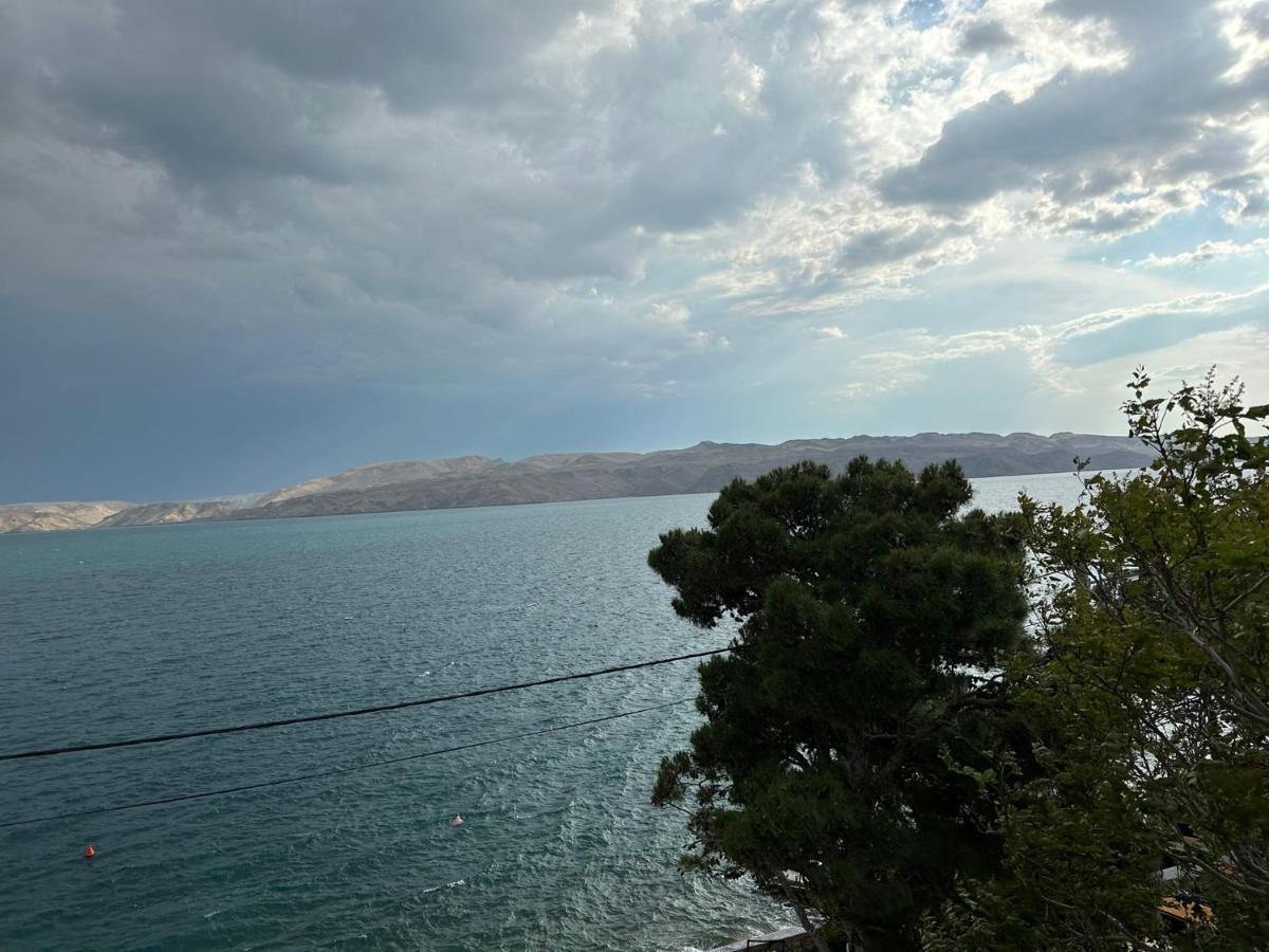 Apartmani Karlobag Exteriér fotografie