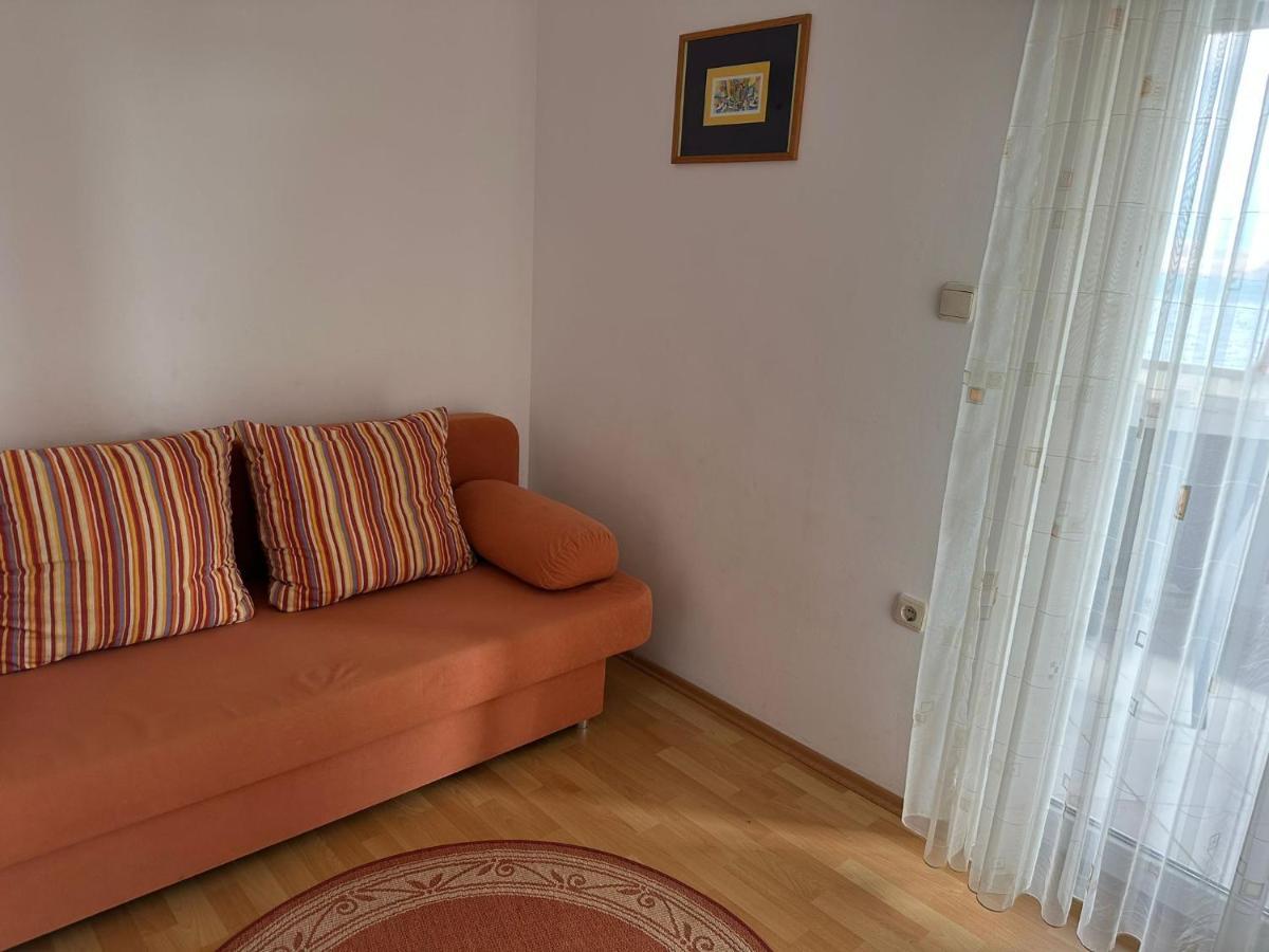 Apartmani Karlobag Exteriér fotografie