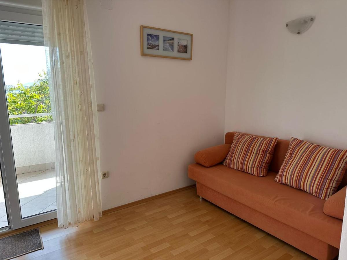 Apartmani Karlobag Exteriér fotografie