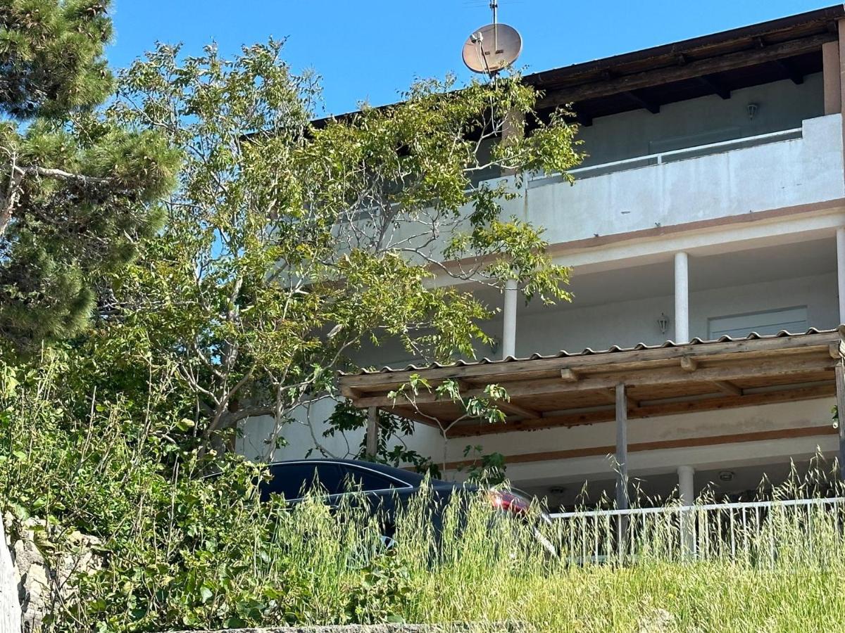 Apartmani Karlobag Exteriér fotografie