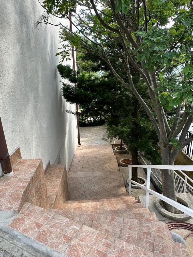 Apartmani Karlobag Exteriér fotografie